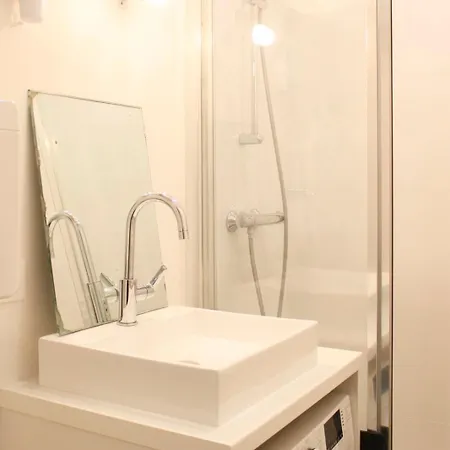 Apartment Charming Studio Near The Montparnasse Tower Paris